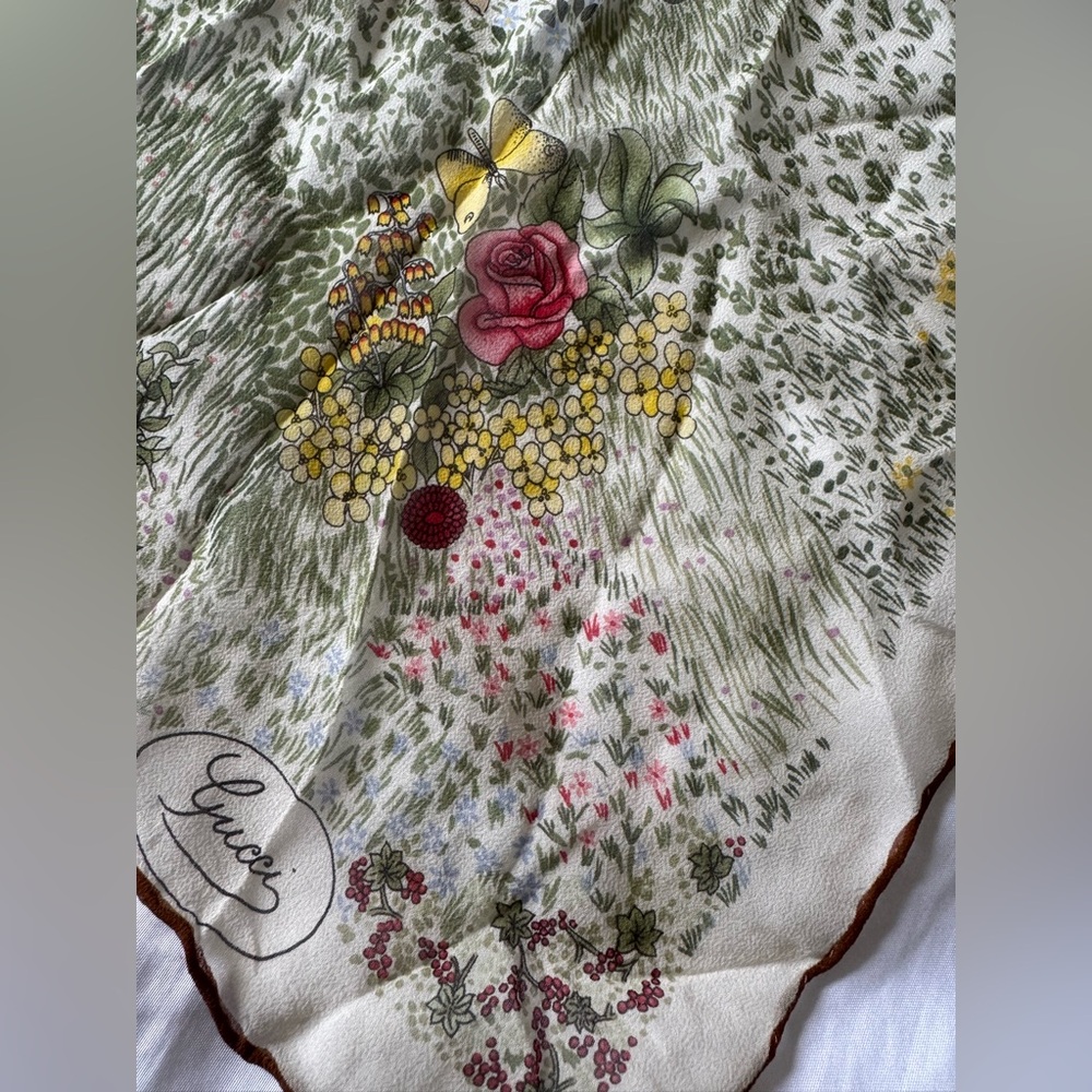 Gucci wrap - Picture 8 of 16